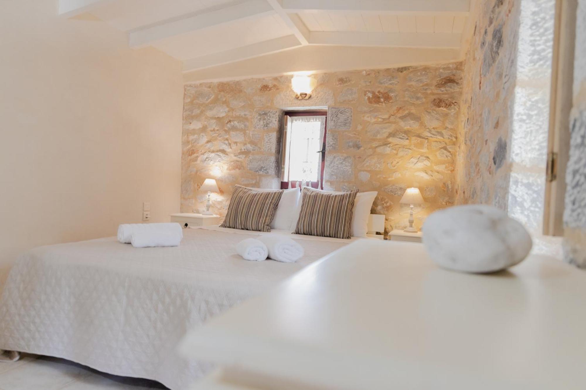 Ampelos Tower Kokkala Room photo
